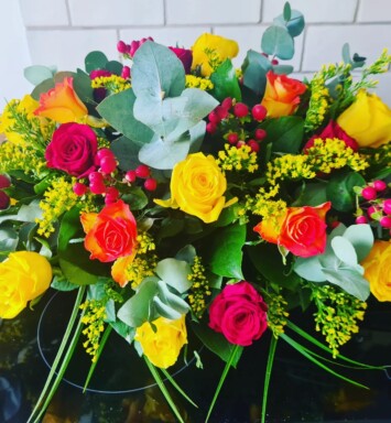 Coffin Spray Funeral Tribute We understand the significance of the floral tribute for your loved one. Get in touch to discuss your requirements.
