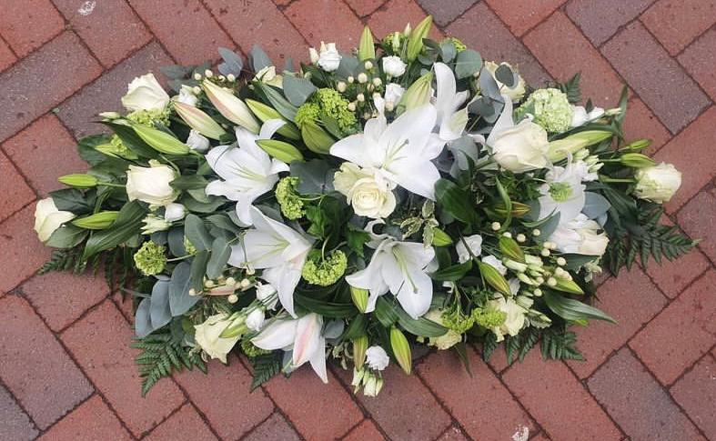 Coffin Spray Funeral Tribute We understand the significance of the floral tribute for your loved one. Get in touch to discuss your requirements.